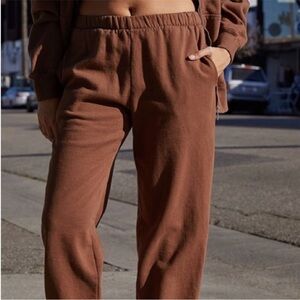 John Galt Brandy Melville Brown Rosa Sweatpants